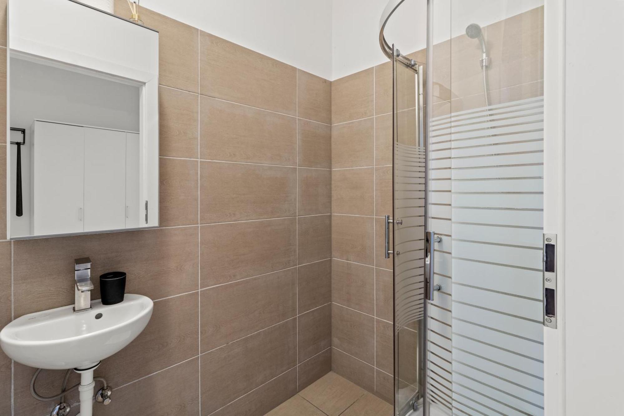 Apartment Farawayhomes 43 *