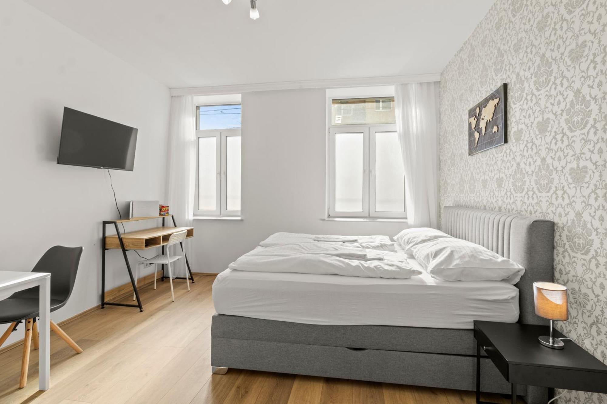 Farawayhomes 43